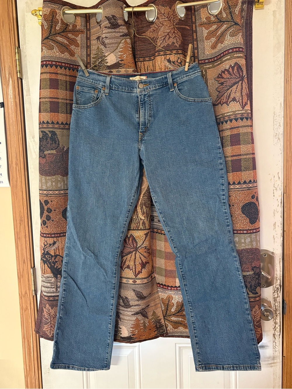 Levi's High-Rise Medium Blue Straight-Leg Jeans